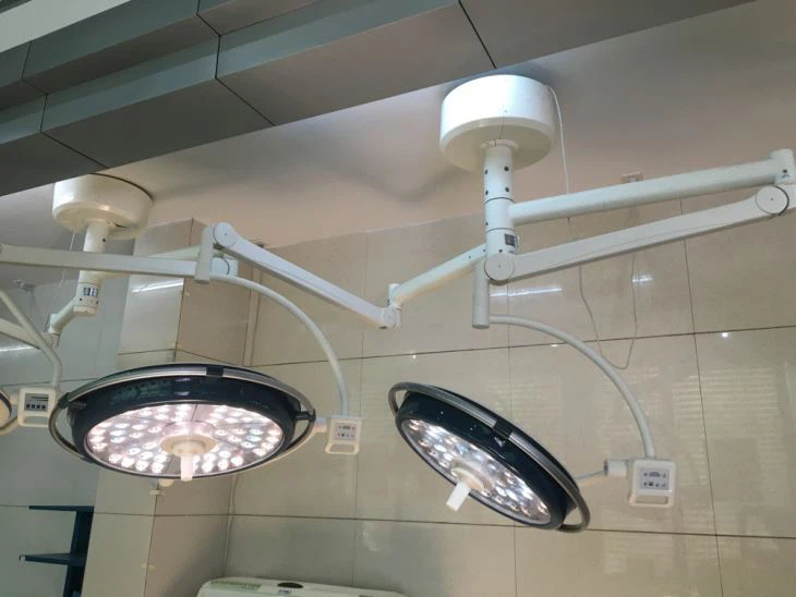Ceiling Mount Procedure Light